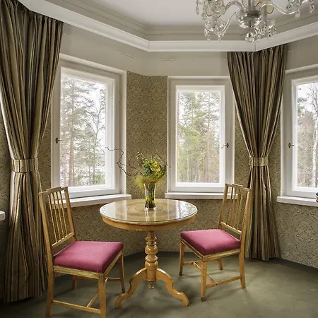 Rantalinna Boutique Hotel *